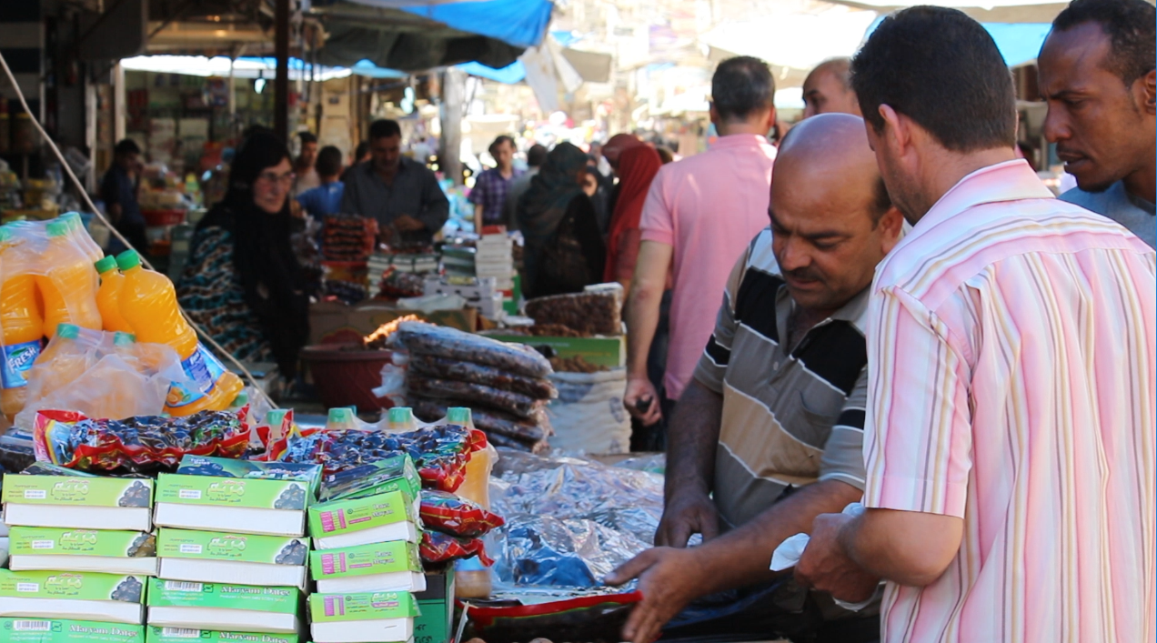 أهالي القامشلي يعانون من ارتفاع الأسعار وسط غياب الرقابة التموينية