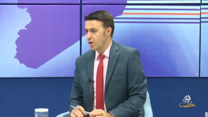 ثنايا الخبر: تعزيزات عسكرية ضخمة إلى محافظة إدلب مع استمرار القصف الروسي