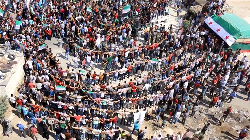 في جمعة لا بديل عن إسقاط النظام … مظاهرات حاشدة في الشمال السوري