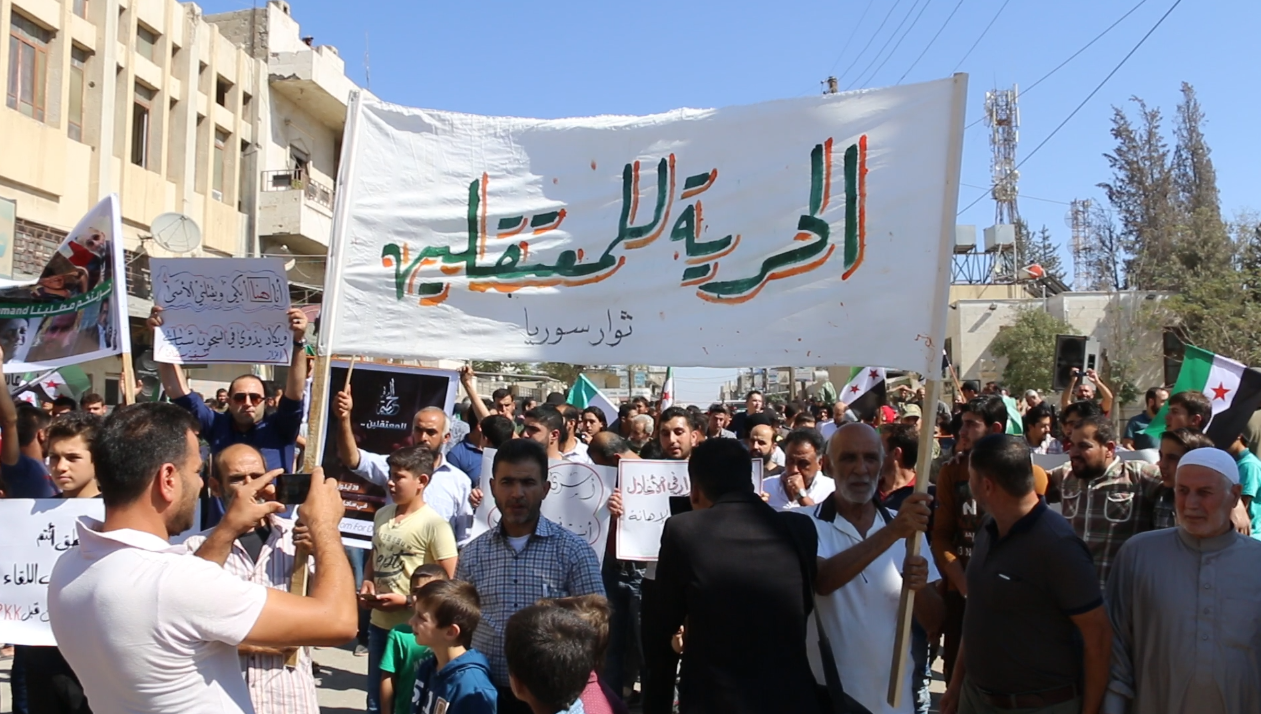 آلاف المتظاهرين في جمعة الحرية للمعتقلين للمطالبة بإطلاق سراحهم