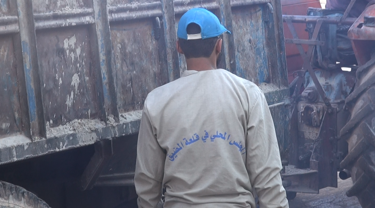 المجلس المحلي في قلعة المضيق يطلق مشروع ترحيل النفايات من المدينة