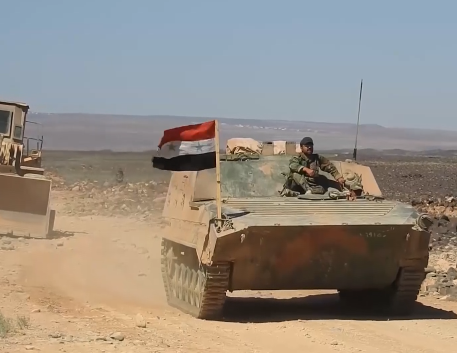 النظام يستقدم تعزيزات عسكرية جديدة بعد فشله بالتقدم على تنظيم الدولة في السويداء