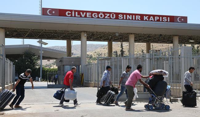 صحيفة تركية تكشف أعداد السوريين العائدين إلى بلادهم هذا العام