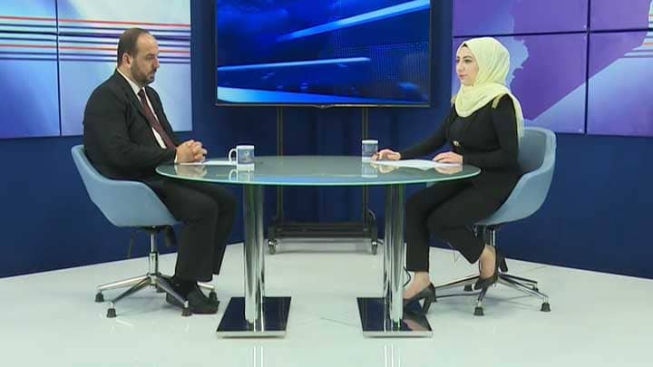 ثنايا الخبر: نصر الحريري يتحدث عن كواليس تشكيل اللجنة الدستورية وتفاصيل الحل السياسي لسوريا