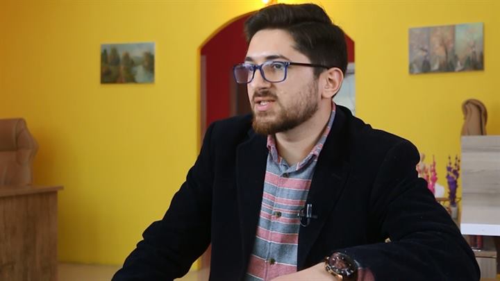 سواعد أمل – تصميم الأزياء والأنيميشن.. شاب سوري يبدع في تركيا