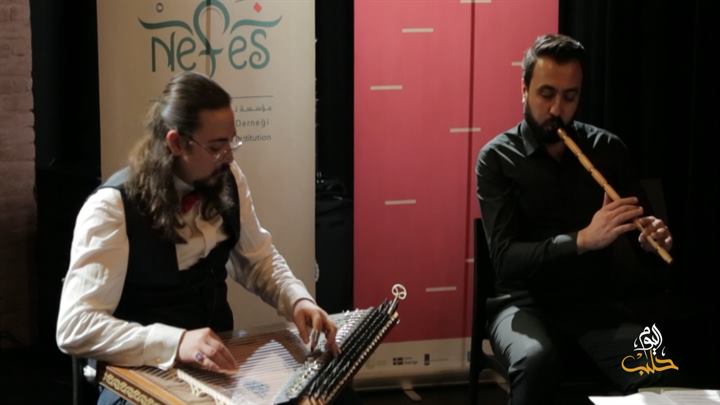 سواعد أمل – عازف قانون سوري يتألق على مسارح تركية وعربية