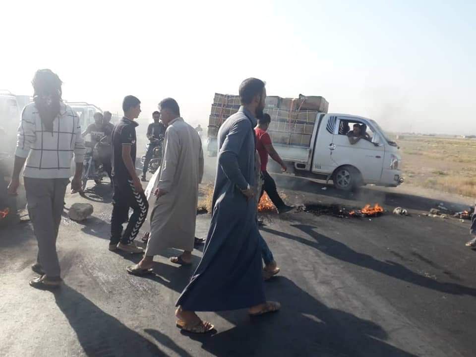 مظاهرة مناهضة لقوات سوريا الديمقراطية في ريف دير الزور