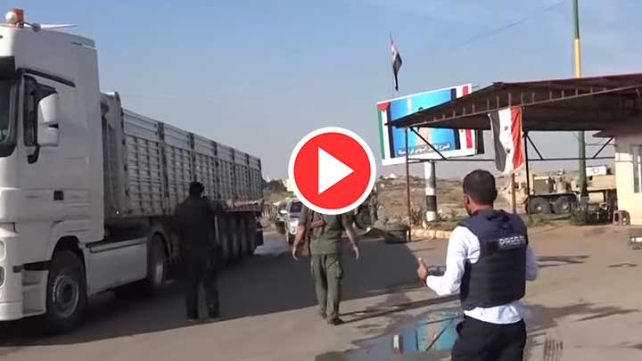 بالفيديو.. رتل عسكري أمريكي يمر عبر نقطة لقوات النظام باتجاه القامشلي