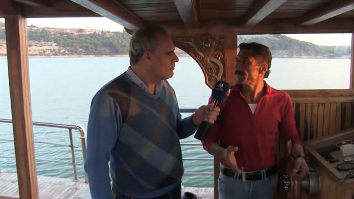 جولات- ميدانكي.. الإنسان والبحيرة