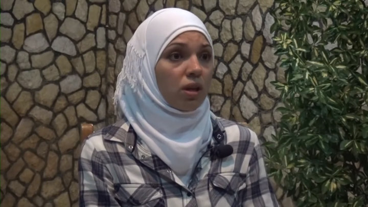 نساء في الثورة: الناشطة عهد فستق تغطية خاصة عن وضع المرأة في الثورة السورية – الجزء الثاني