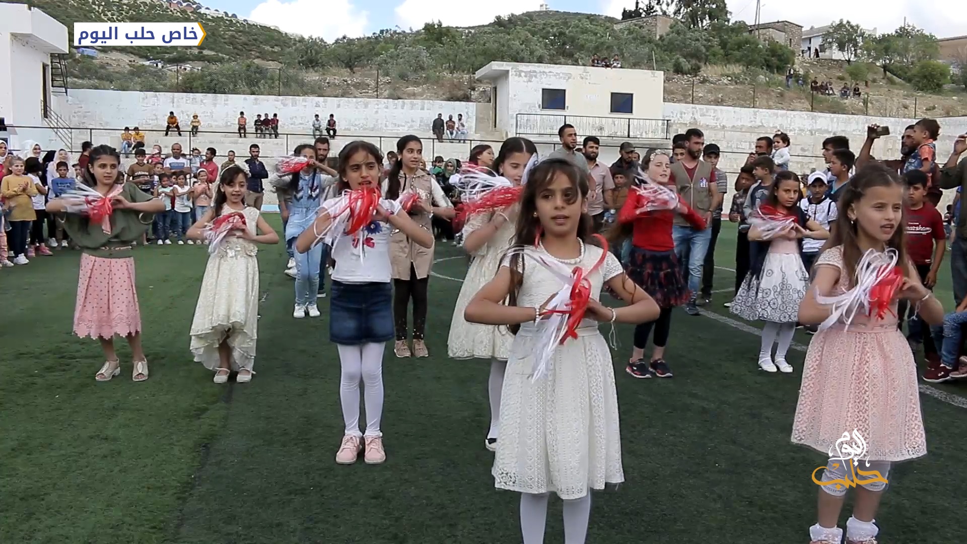 احتفال لأطفال المخيمات غرب إدلب بمناسبة انتهاء الموسم الدراسي
