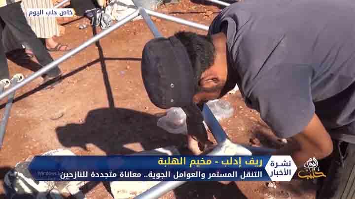 التنقل المستمر والعوامل الجوية.. معاناة متجددة للنازحين في الشمال السوري