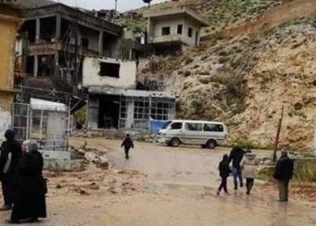 بعد سنوات من تهجيرهم.. قوات النظام تمنح إذناً بالساعات لأهالي وادي بردى لتفقد ممتلكاتهم