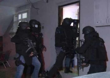اعتقال 18 مشتبهاً بانتمائهم إلى “تنظيم الدولة” في إسطنبول