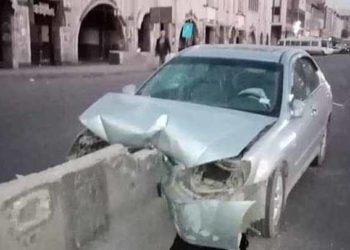 رجل يتعرض لحادث مروري أثناء إسعاف زوجته في دمشق بسبب منصف عشوائي