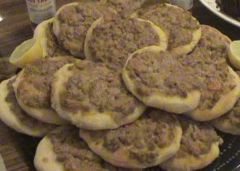 جلود فروج وأسماك فاسدة لإنتاج “الصفيحة” في دمشق!