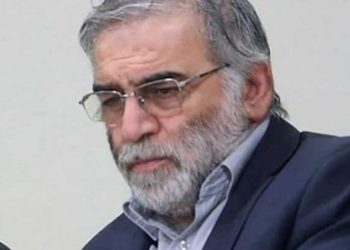 ضباط من “الحرس الثوري” يحققون مع عشرات الأشخاص بقضية اغتيال “فخري زاده”