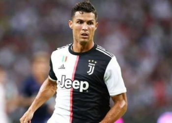 بعد 12 عاماً على رحيله.. “مانشستر يونايتد” يخطط لاستعادة “كريستيانو رونالدو”