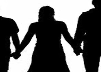 في ريف دمشق.. امرأة متزوجة برجلين تسرق من الأول لتعطي الثاني!