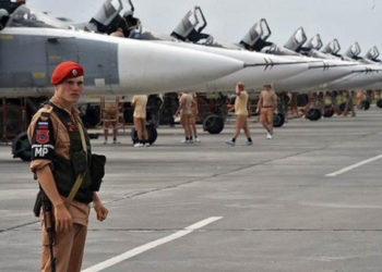 روسيا تدشن زقاقاً من الأشجار لقتلاها في قاعدة “حميميم”