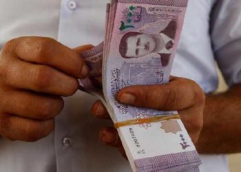 تحسن الليرة السورية أمام العملات الأجنبية.. وانخفاض الذهب