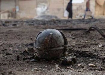 إصابة ثلاثة أطفال بجروح جراء انفجار قنبلة عنقودية شرقي إدلب