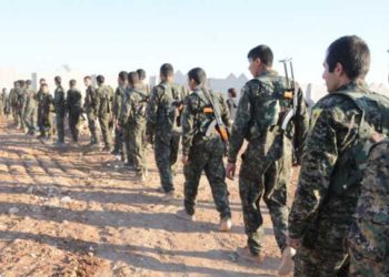 دير الزور.. مظاهرات في مناطق “قسد” تنديداً بقرار “التجنيد الإجباري”