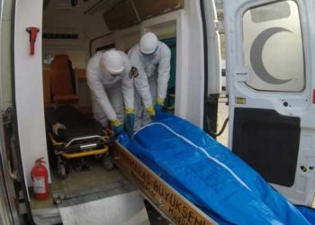 “منسقو الاستجابة”: تفشي كورونا بات “مثيراً للفزع” في شمال غرب سوريا