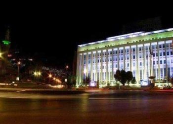 مركزي النظام يرفض اقتراحاً برفع قيمة المبالغ المسموح بنقلها بين المحافظات