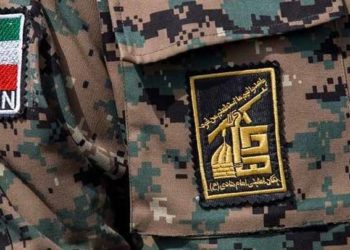 “الحرس الثوري” يخلي مقراته في ريف البوكمال