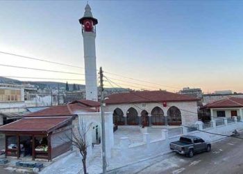 تركيا تُتم ترميم مسجد وضريح تاريخي في عفرين