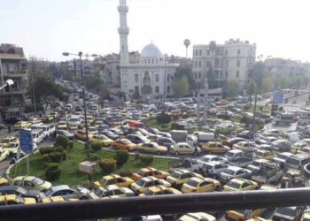 أزمة المحروقات تعود للواجهة في دمشق.. والطوابير من جديد!