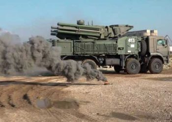 القوات الروسية تجري تدريبات لعناصر قوات النظام على صواريخ الكتف في حلب