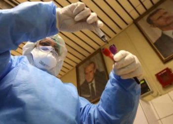 بهدف زيادة رواتبهم.. أطباء سوريون يطلقون “حملة إعلامية”