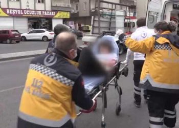 لاجئ سوري يطعن شقيقتيه في تركيا