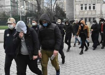 السلطات التركية تحيل 14 شخصاً بتهمة الانتماء لـ “تنظيم الدولة”