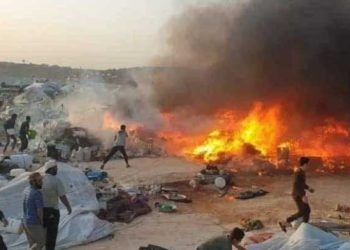 إصابة امرأة وطفلها بانفجار مدفأة شمال إدلب