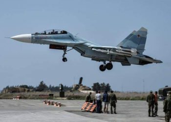 روسيا تبدأ بتطعيم عناصرها في قاعدة حميميم باللقاح المضاد لكورونا