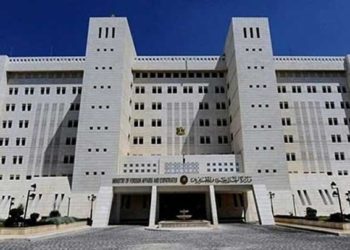 خارجية النظام تنفي حدوث أي اجتماع مع وفد إسرائيلي برعاية روسية