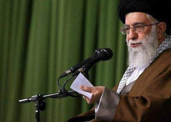 “تويتر” يعلق حساباً متعلق بالمرشد الإيراني خامنئي