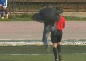 حركات مصارعة واعتقالات في دوري النظام لكرة القدم