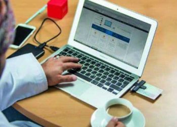 عراقي يبتز زوجته مهدداً بنشر صورها مالم تدفع له المال