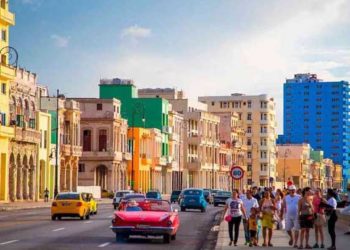 بجانب سوريا.. الولايات المتحدة تعيد كوبا إلى قائمة “الدول الراعية للإرهاب”