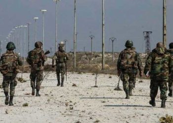 مقتل عنصرين من أبناء القلمون في استهداف حافلة بدرعا