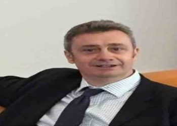 الممثل الخاص للمملكة المتحدة لسوريا يدين انفجار العبوات برأس العين وجنديرس