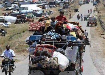 بسبب تحليق الطيران.. حركة نزوح للأهالي غربي درعا