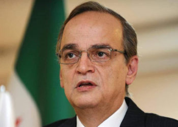 المعارضة تطالب روسيا بالضغط على النظام للتوصل إلى حل سياسي