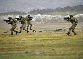 الدفاع التركية: قوات الكومندوز قتلت 3 عناصر من YPG استهدفوا مزارعين في اعزاز