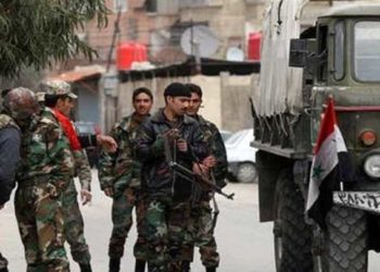 قوات النظام تباشر نقل عناصرها من ريف دمشق إلى الشمال السوري