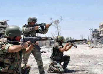 جرحى باشتباكات بين ميليشيا “الحرس الثوري” و”الدفاع الوطني” شرق دير الزور